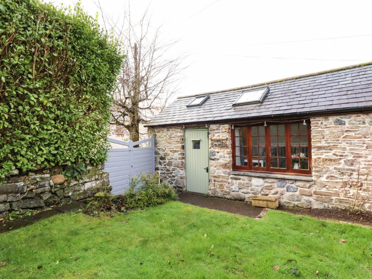 Holiday home Little Orchard Barn